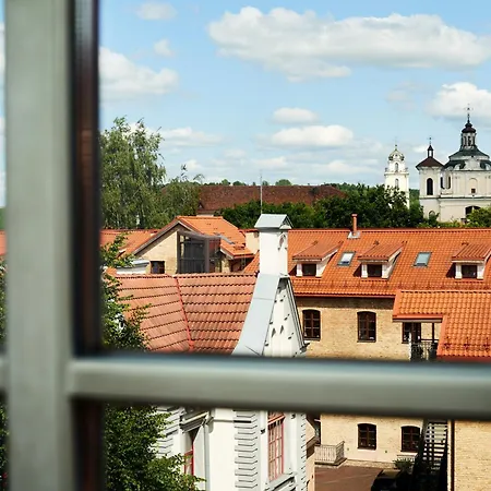 Town Hall Free Parking