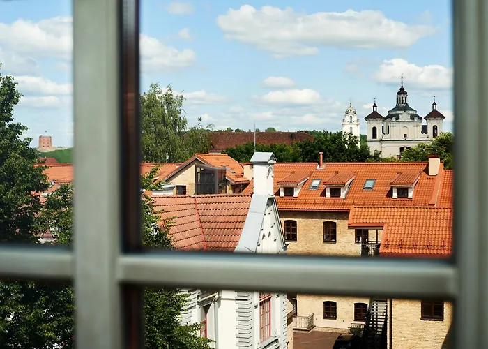 Town Hall Free Parking